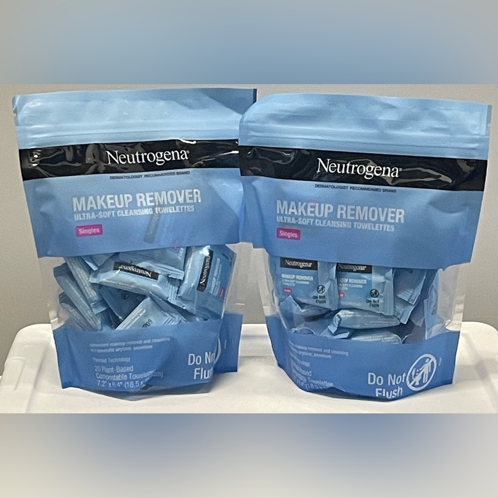 Neutrogena Makeup Remover Ultra-Soft Cleansing Towelettes, 20ct (Pack of 2)